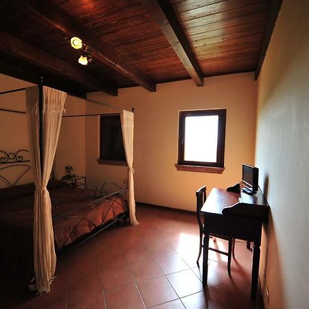 Agriturismo Villa Ione เวตรัลลา ภายนอก รูปภาพ
